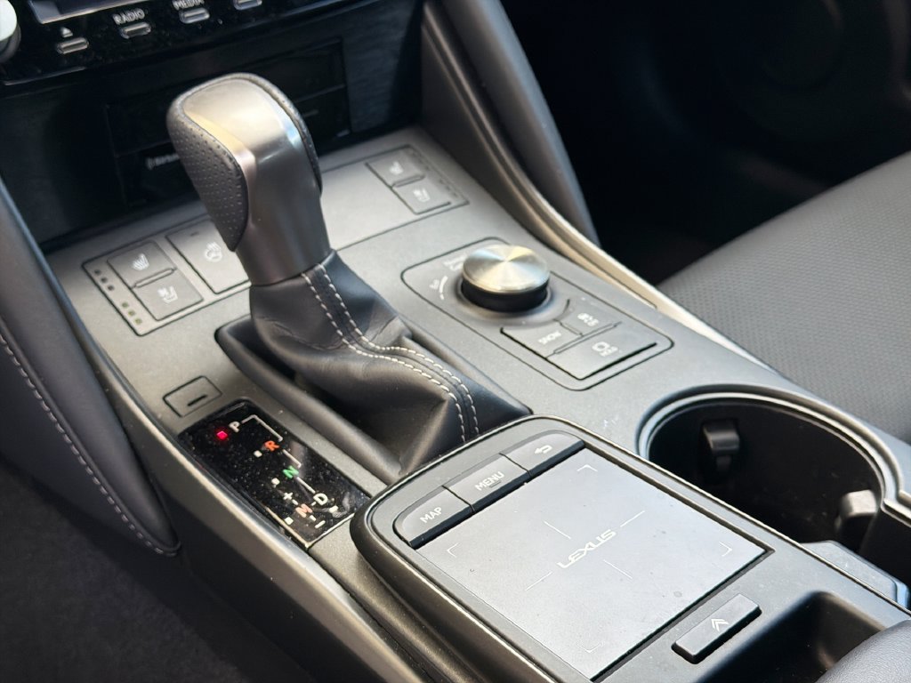 Certified 2024 Lexus IS 350 F Sport RWD image 17