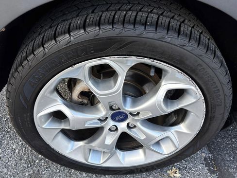 Used 2014 Ford Escape Titanium w/ Equipment Group 401A image 8