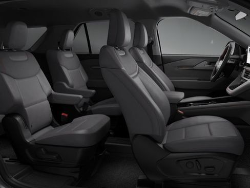 New 2026 Ford Explorer Active AWD/4WD image 29