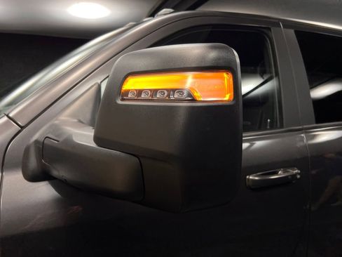 Used 2024 RAM 3500 Laramie w/ Night Edition image 32