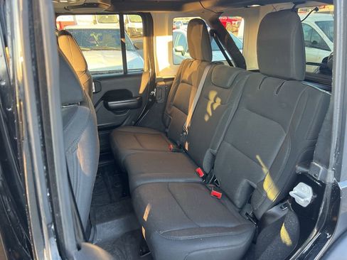 Used 2020 Jeep Wrangler Unlimited Sport S image 10