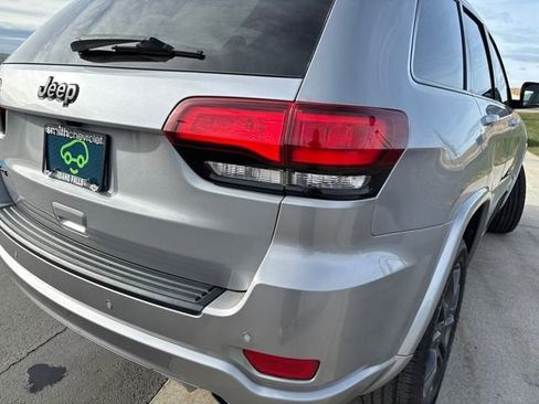 Used 2020 Jeep Grand Cherokee Altitude image 30