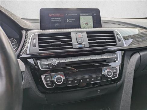 Used 2018 BMW M4 Coupe image 14