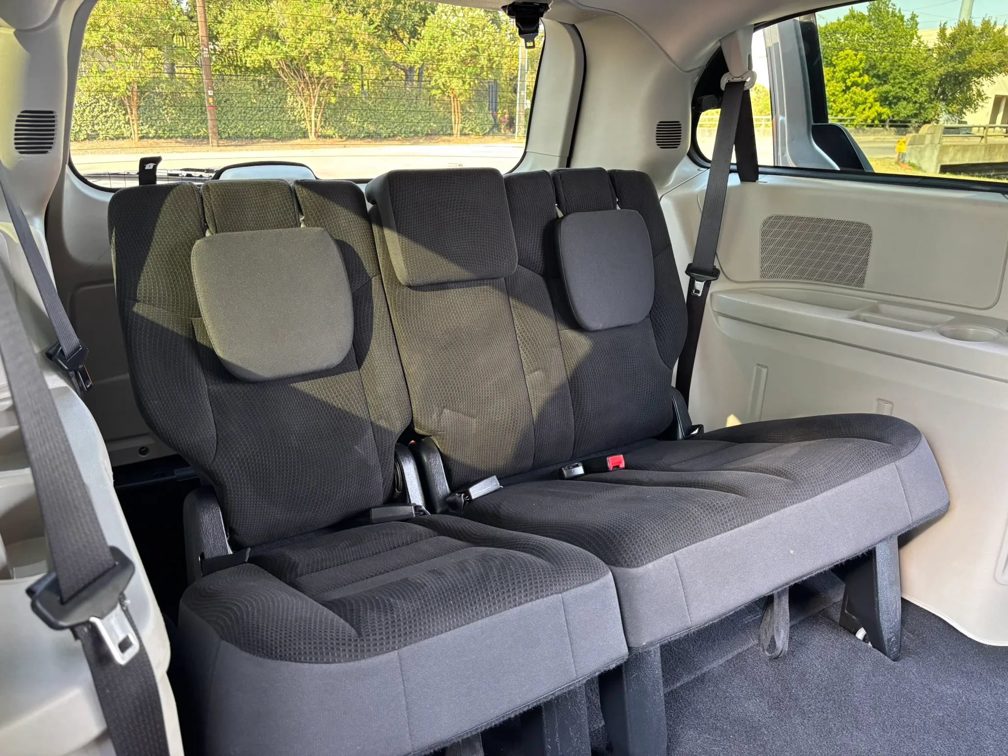 Used 2019 Dodge Grand Caravan SE w/ UConnect Hands-Free Group FWD image 53