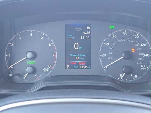 Used 2024 Toyota Corolla Cross SE w/ Moonroof Package image 26