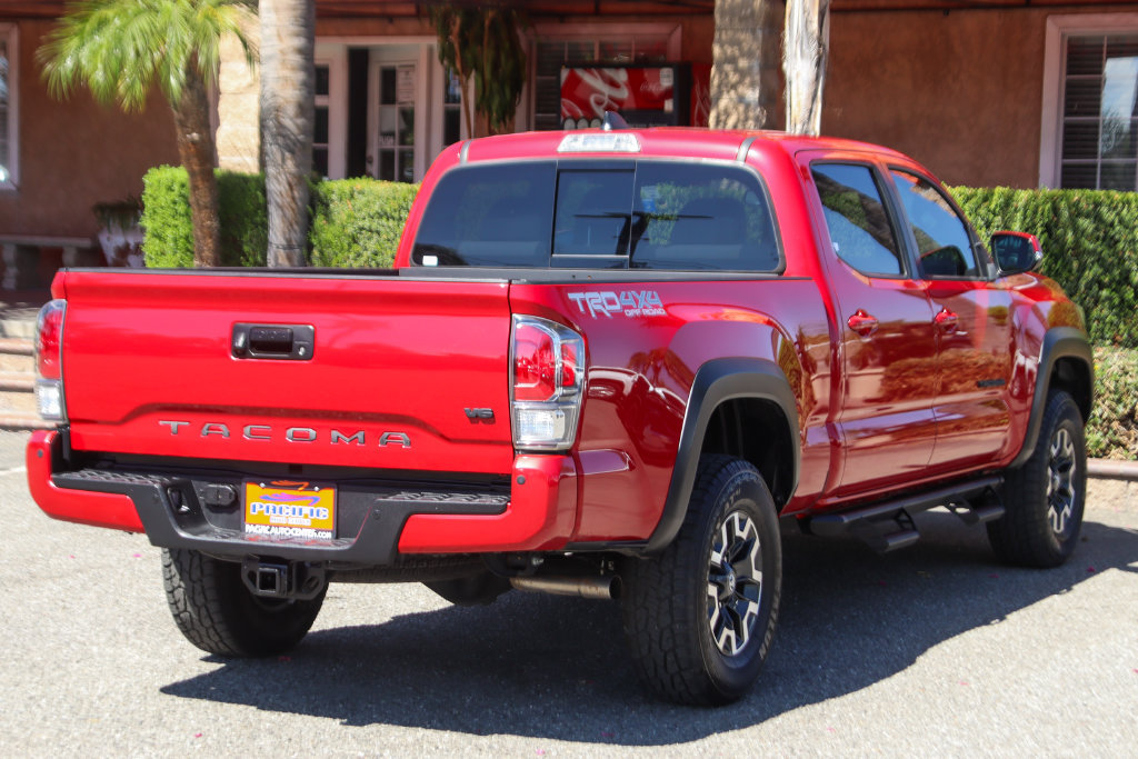 Used 2021 Toyota Tacoma TRD Off-Road w/ Technology Package AWD/4WD image 9