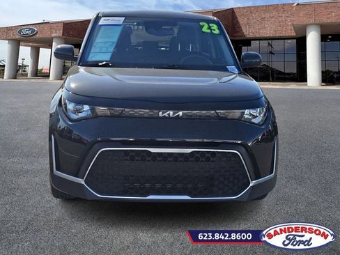 Used 2023 Kia Soul LX image 8