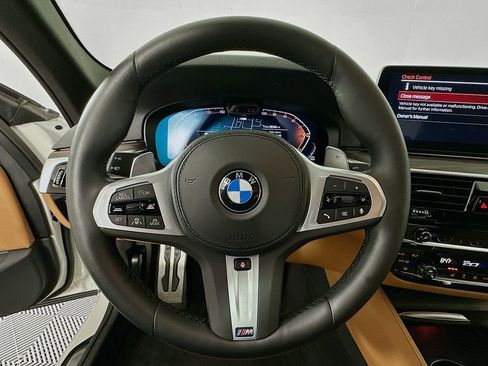 Certified 2023 BMW 540i xDrive w/ Dynamic Handling Package image 11