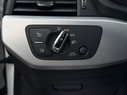 Used 2017 Audi A4 2.0T Premium w/ Audi MMI Navigation Plus image 20