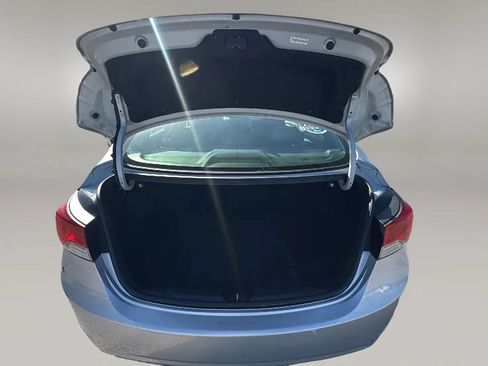 Used 2013 Hyundai Elantra Limited FWD image 21