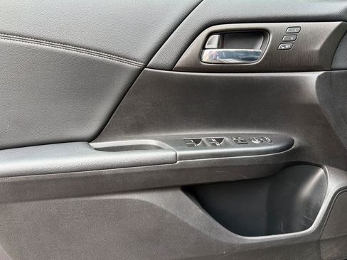 Used 2014 Honda Accord EX-L image 14