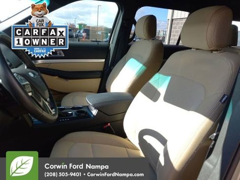 Used 2017 Ford Explorer XLT w/ Equipment Group 201A image 24