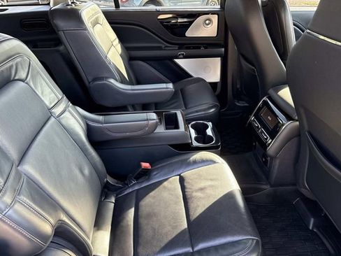 Certified 2025 Lincoln Aviator Reserve w/ Equipment Group 201A image 22
