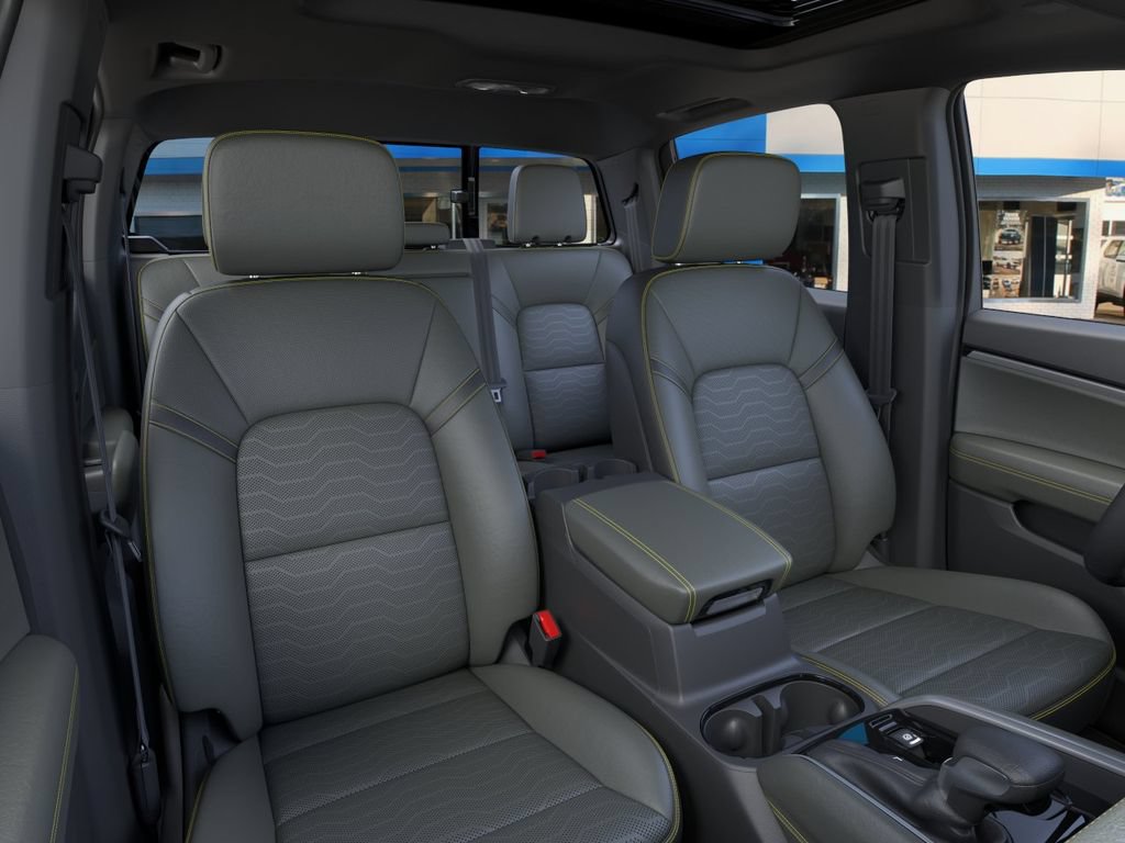 New 2026 Chevrolet Colorado ZR2 w/ Technology Package AWD/4WD image 16