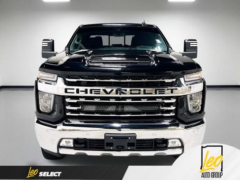Used 2023 Chevrolet Silverado 2500 LTZ w/ LTZ Convenience Package II AWD/4WD image 2