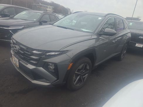 Used 2025 Hyundai Tucson SEL image 1