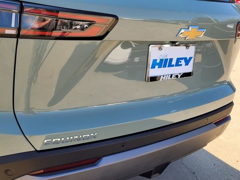 New 2026 Chevrolet Equinox LT w/ Convenience Package II image 4