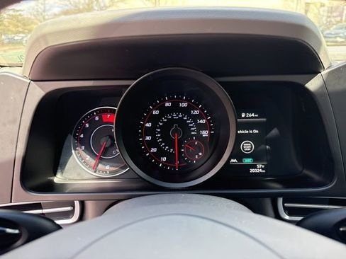 Used 2023 Hyundai Elantra SEL w/ Cargo Package image 11