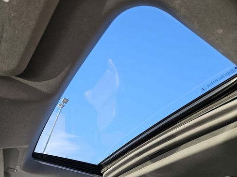 Used 2020 Chevrolet Silverado 3500 LTZ w/ LTZ Premium Package image 16