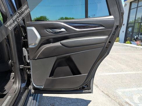 Used 2023 Cadillac Escalade V AWD/4WD image 45