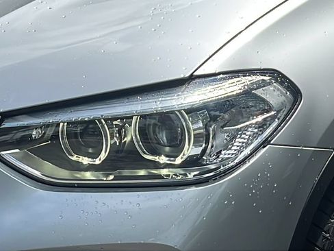 Used 2021 BMW X4 xDrive30i w/ Convenience Package AWD/4WD image 27