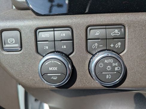 New 2026 GMC Sierra 1500 SLT w/ SLT Premium Plus Package image 15