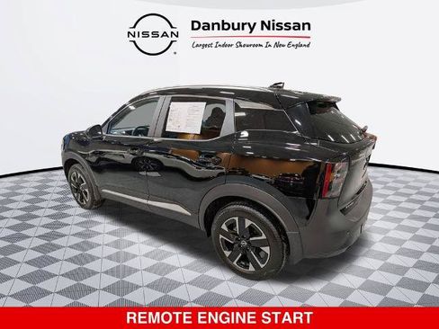 Certified 2025 Nissan Kicks SV w/ SV Premium Package AWD/4WD image 6
