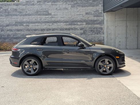 New 2026 Porsche Macan AWD/4WD image 8