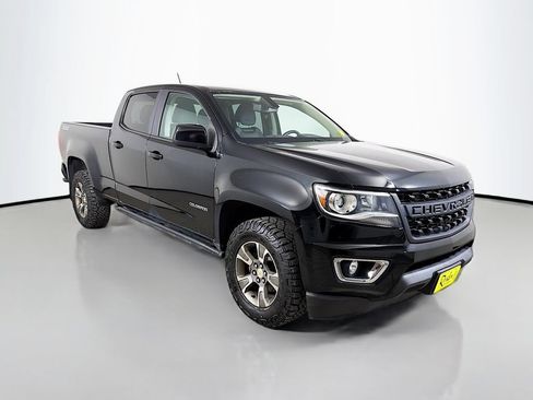 Used 2020 Chevrolet Colorado Z71 AWD/4WD image 4