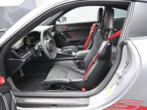 Used 2025 Porsche 911 GT3 RS RWD image 6