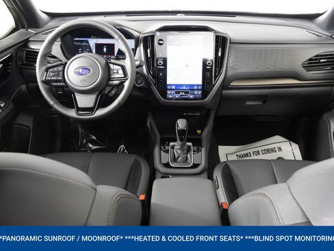 Used 2025 Subaru Forester Touring image 4
