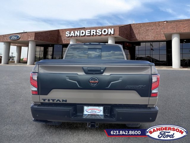 Used 2021 Nissan Titan PRO-4X w/ Pro-4x Convenience Package AWD/4WD image 4