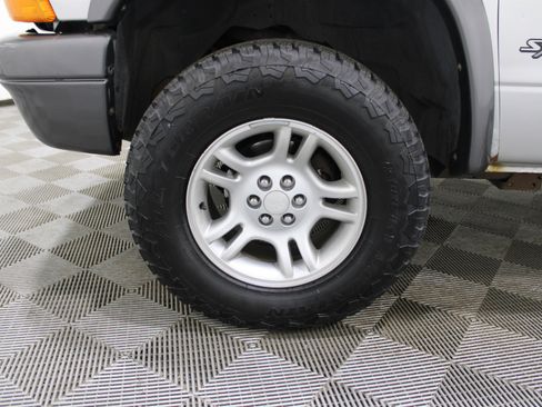 Used 2002 Dodge Durango Sport image 30