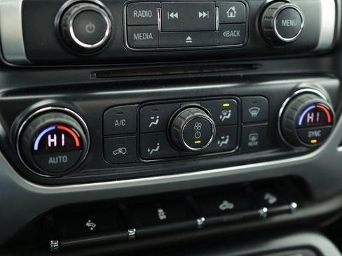 Used 2017 GMC Sierra 1500 SLT w/ SLT Premium Package image 17