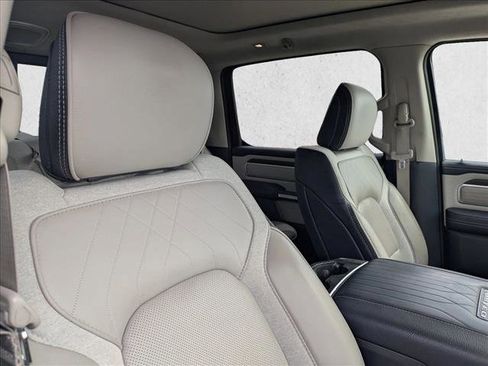 Used 2024 RAM 1500 Limited AWD/4WD image 18