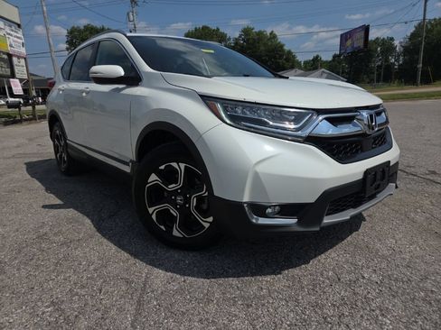 Used 2018 Honda CR-V Touring image 1