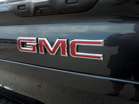 New 2026 GMC Sierra EV Elevation w/ Premium Package image 10