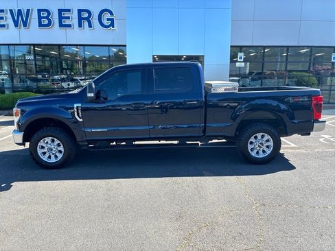 Used 2022 Ford F250 XLT AWD/4WD image 5