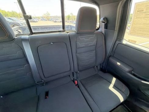 Used 2022 Nissan Frontier PRO-4X AWD/4WD image 15