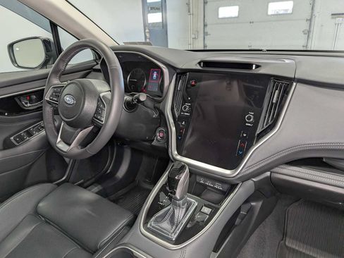 Used 2025 Subaru Outback Touring XT w/ Popular Package #2 AWD/4WD image 45