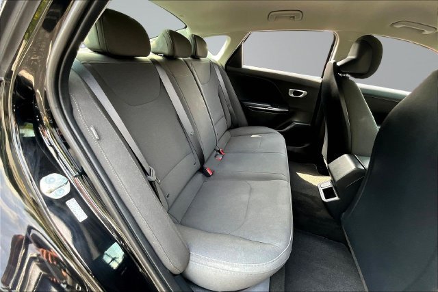 Used 2026 Kia K4 FWD image 23
