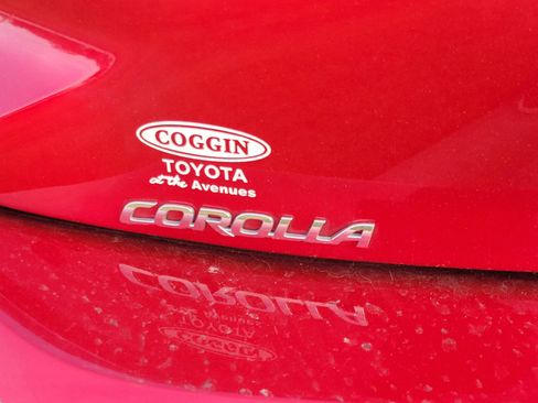 Used 2022 Toyota Corolla SE image 17