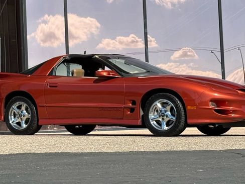 Used 2002 Pontiac Firebird Formula image 23
