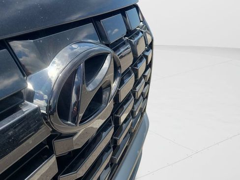 Used 2024 Hyundai Palisade Limited FWD image 12