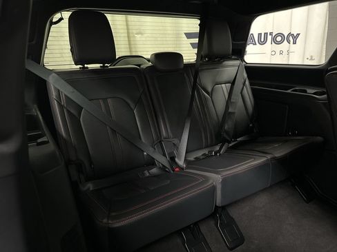 Used 2024 Ford Expedition Limited AWD/4WD image 36