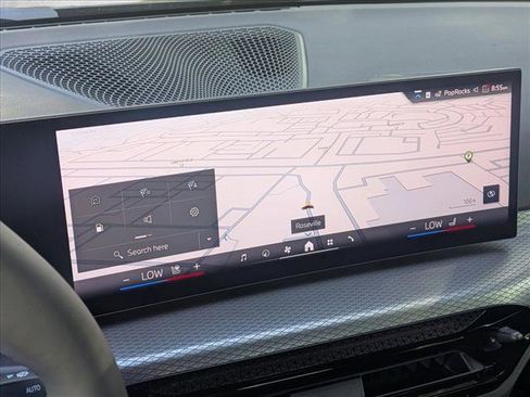 Used 2025 BMW 330i Sedan w/ Convenience Package image 13