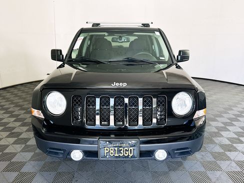 Used 2017 Jeep Patriot Sport w/ Power Value Group FWD image 8