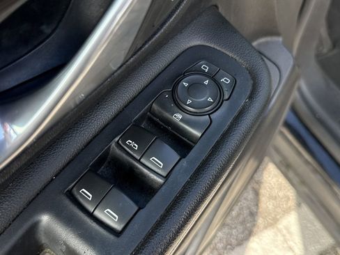 Used 2019 GMC Terrain SLT w/ Preferred Package image 11