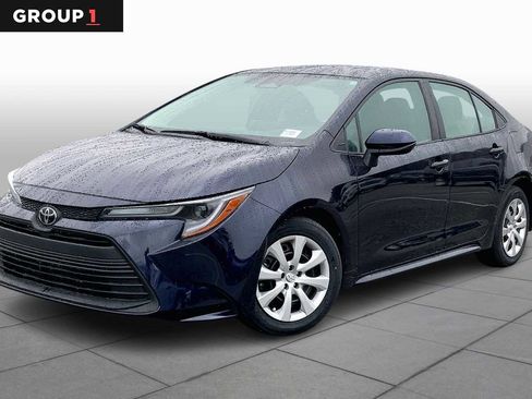 Used 2024 Toyota Corolla LE image 1