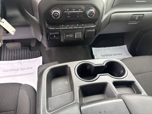 Used 2022 Chevrolet Silverado 1500 Custom image 17